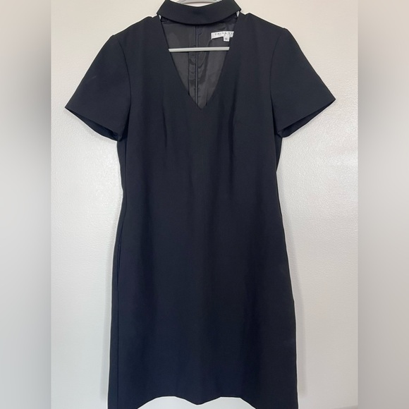 Trina Turk Dresses & Skirts - Trina Turk Classic Black Choker V-Neck Dress